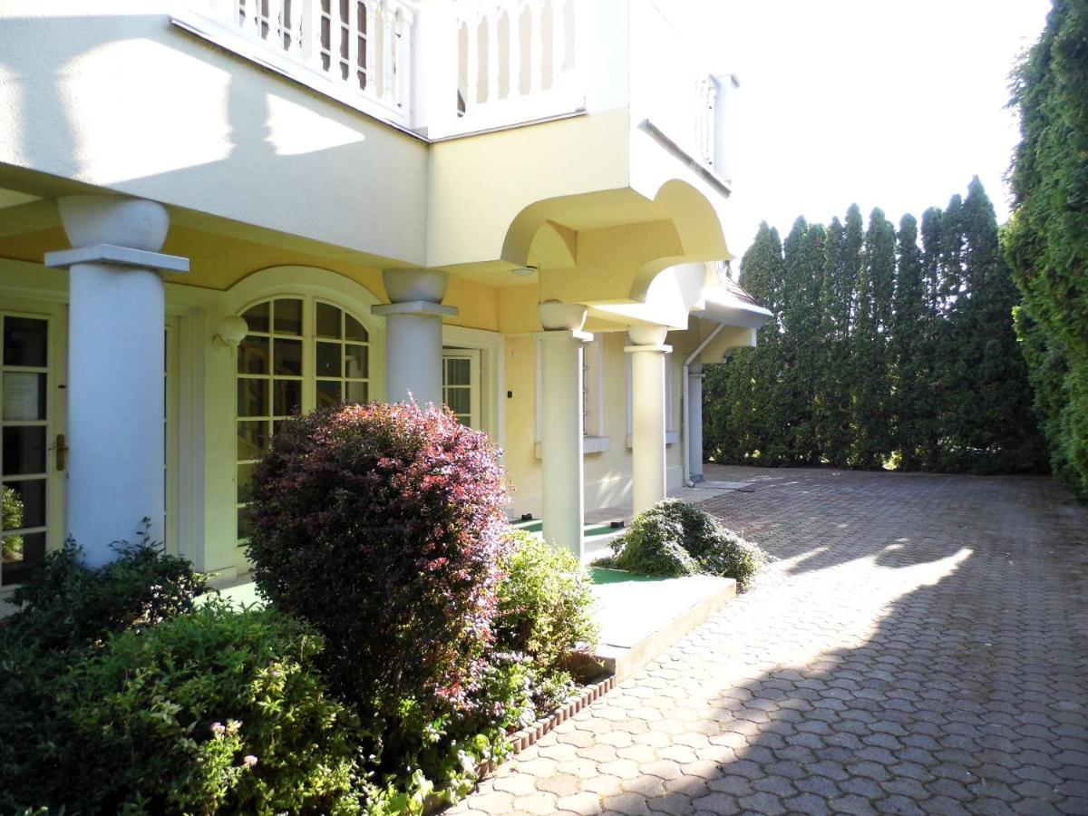 Millennium Villa Keszthely Eksteriør billede