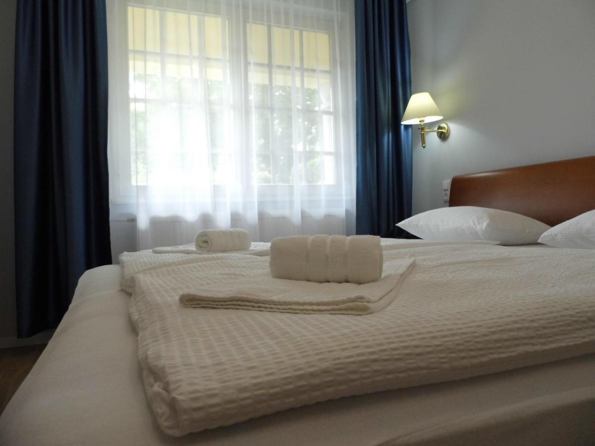 Millennium Villa Keszthely Eksteriør billede